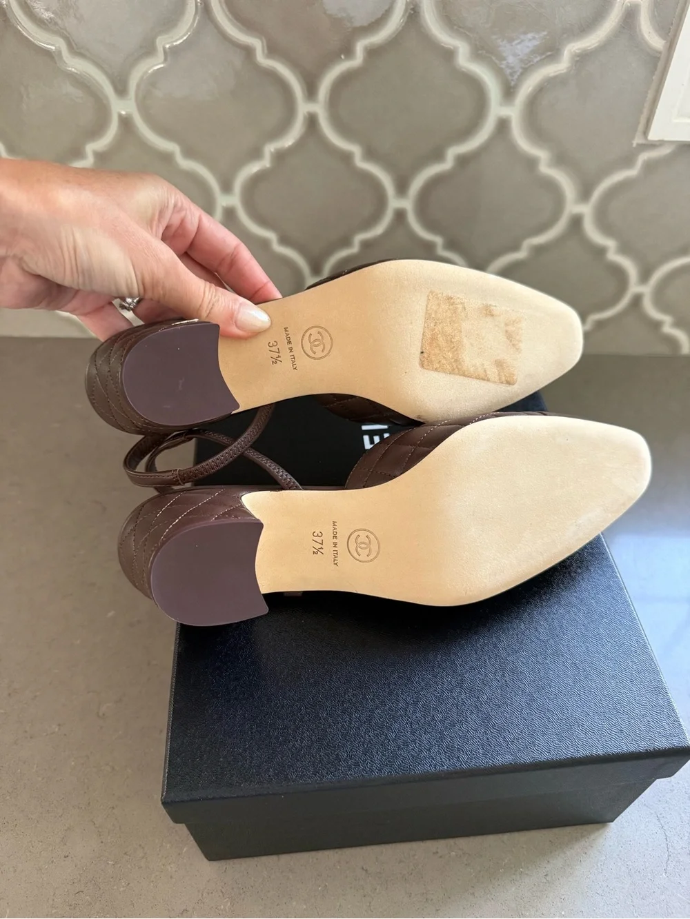 BNWT Chanel 26B Lambskin Dark Brown Quilted Slingback Size 37.5